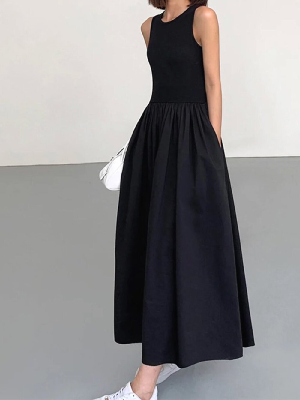 Leisure Crew Neck Long Dress from Commense Size M/US 6